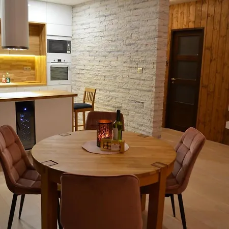 Ravila Puhkemaja Hébergement de vacances Kuressaare