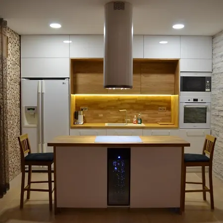 Ravila Puhkemaja * Kuressaare